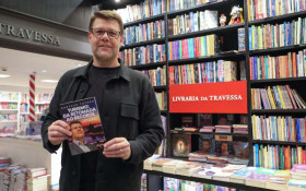 Coluna Magnavita | Tutuca lan&ccedil;a livro em Volta Redonda
