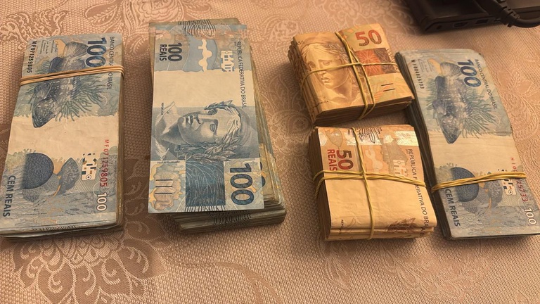PF faz nova fase de opera&ccedil;&atilde;o sobre desvio de cotas parlamentares ligados &agrave; S&oacute;stenes Cavalcante