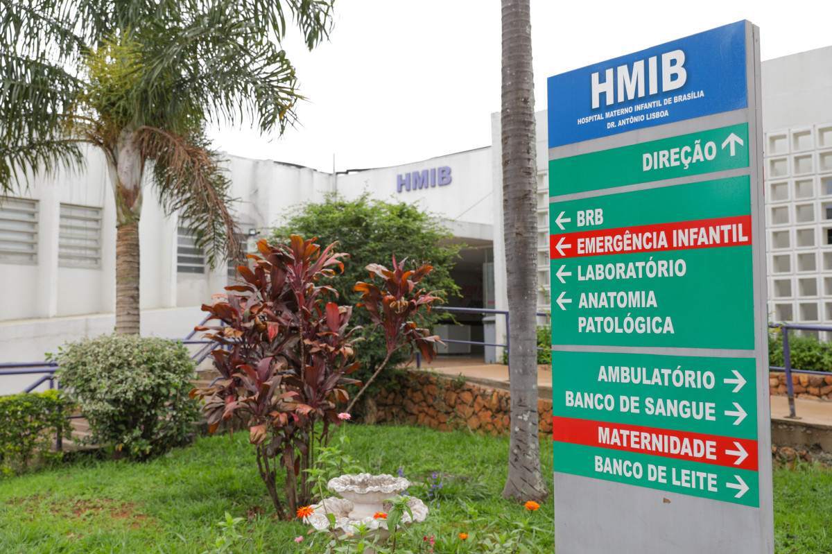 Celina anuncia reforma no centro obst&eacute;trico do Hmib