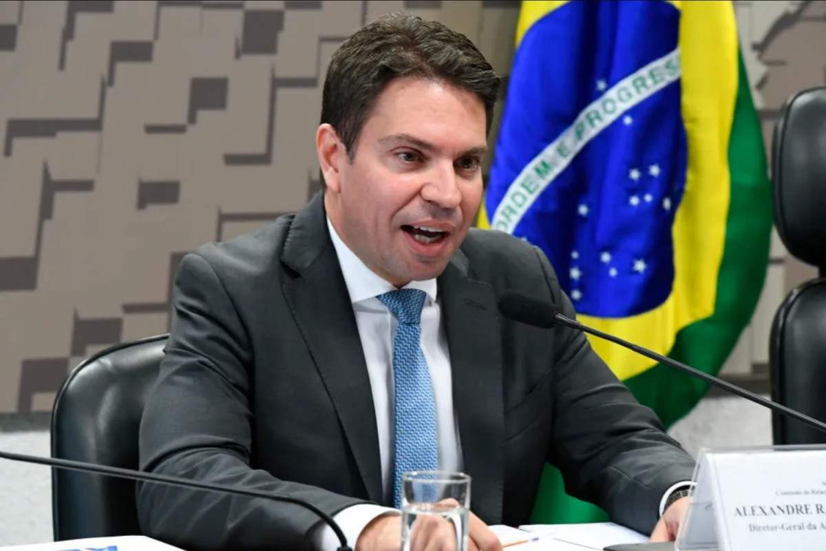 Castro e Ramagem aparecem em lista de "mesada" de bicheiro alvo da PF