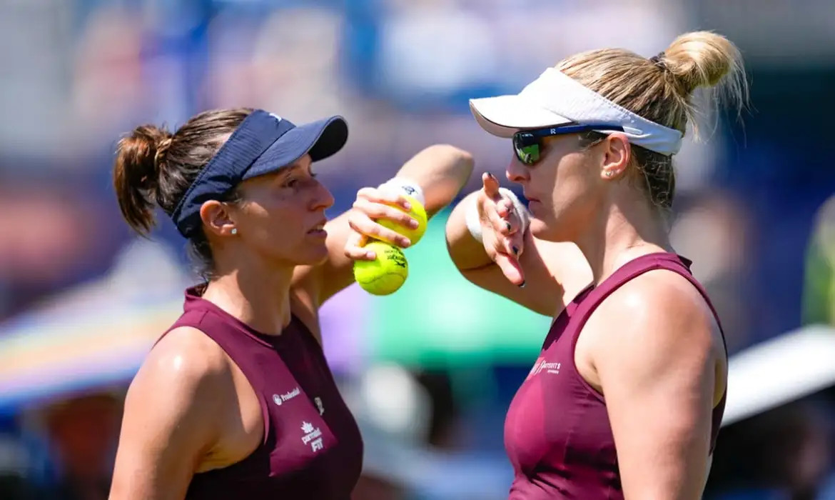 Luisa Stefani estreia bem em Wimbledon, mas Jo&atilde;o Fonseca d&aacute; adeus
