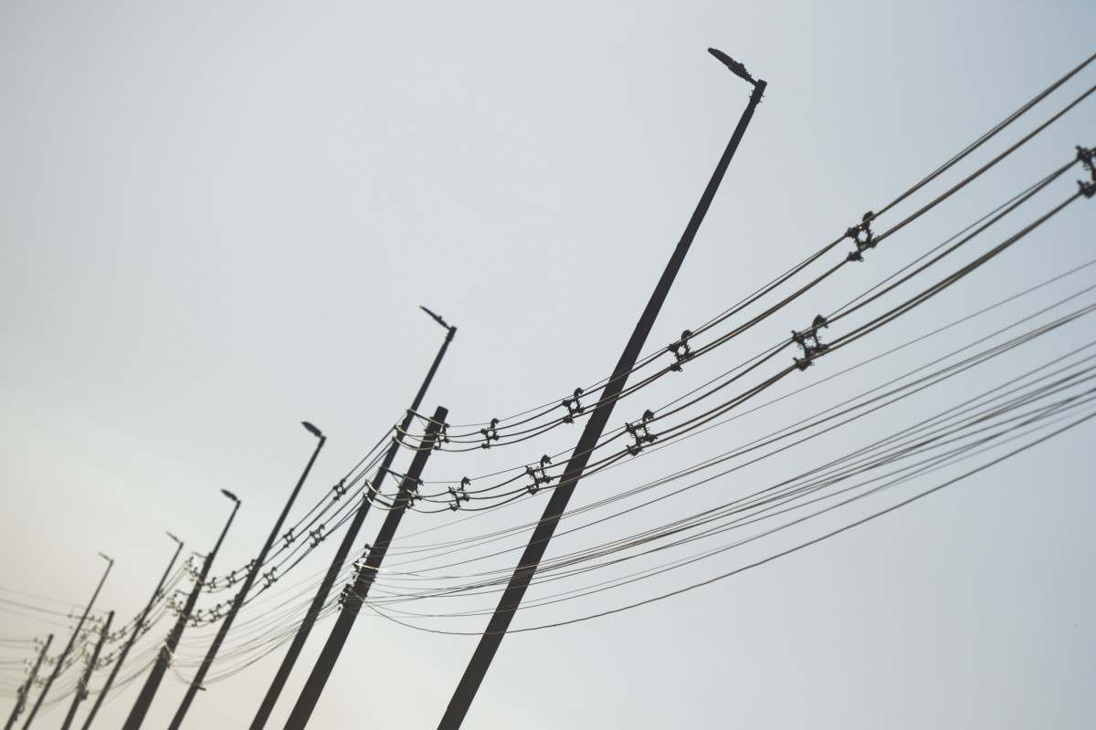 Aneel leiloa mais quatro lotes de transmiss&atilde;o de energia