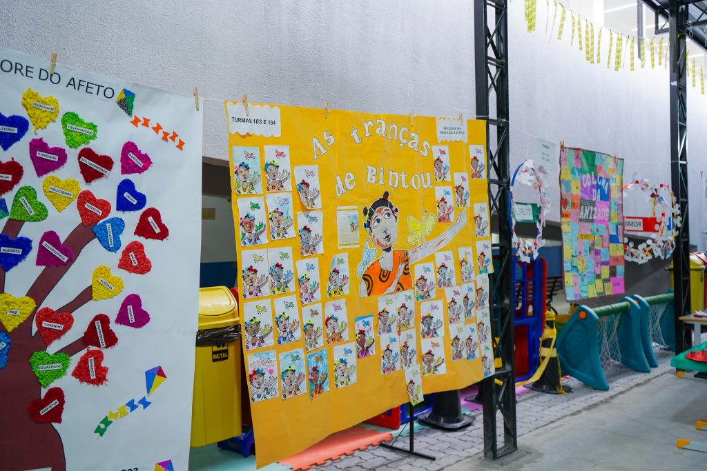 Feira Art&iacute;stica Liter&aacute;ria de Mesquita