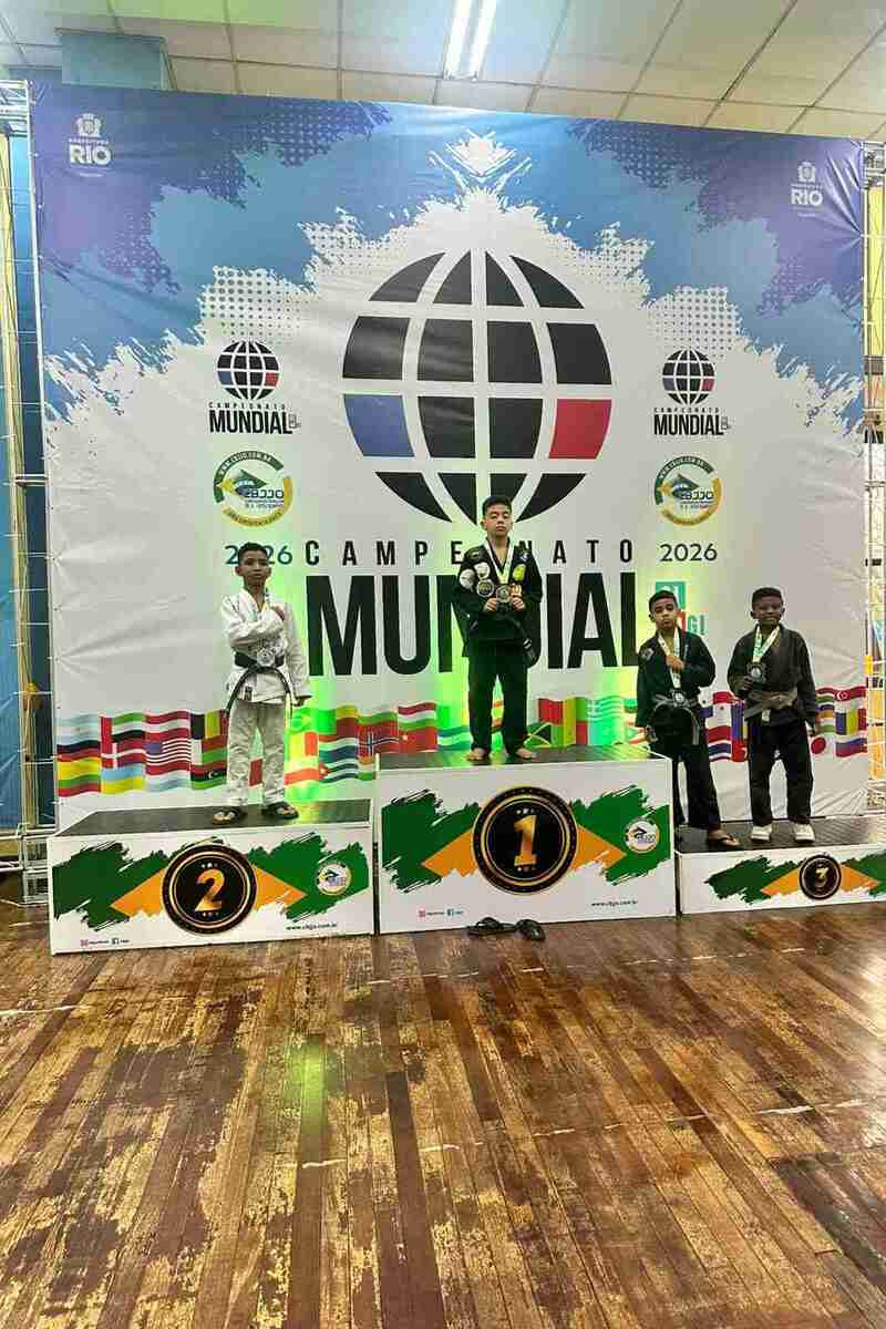 Jovens de Volta Redonda conquistam medalhas no Mundial de Jiu‑Jitsu