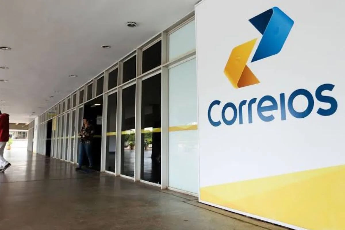 Correios ganham f&ocirc;lego com contrato bilion&aacute;rio do Banco do Brasil