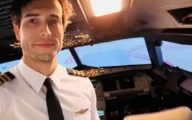 Instrutor de voo abre porta de avi&atilde;o e salta durante aula na Argentina