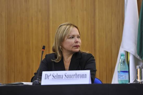 BRASILIANAS | Nomea&ccedil;&atilde;o de Selma Sauerbronn refor&ccedil;a quadro do Tribunal de Justi&ccedil;a do DF