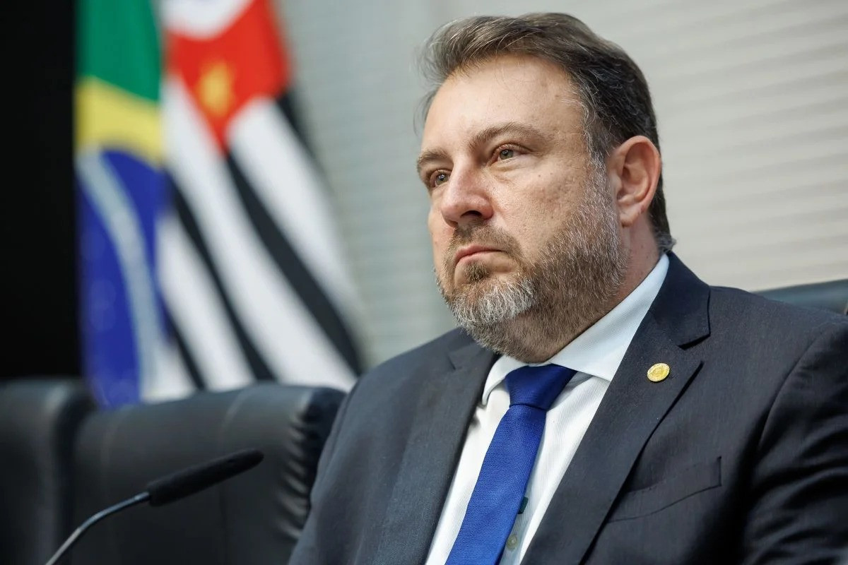 Bruno Zambelli recebe Medalha Constitucionalista em S&atilde;o Paulo