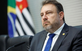 Bruno Zambelli recebe Medalha Constitucionalista em S&atilde;o Paulo