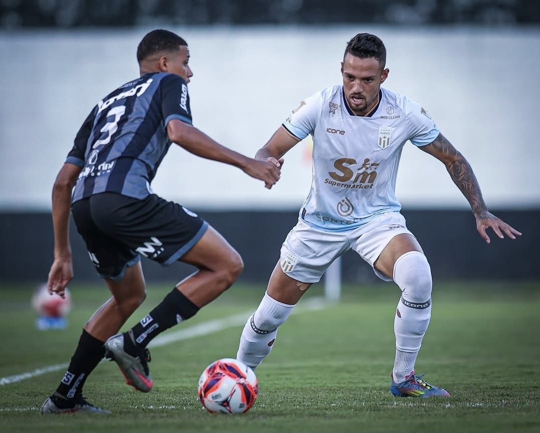 Resende sai na frente no jogo de ida das semifinais da S&eacute;rie A2