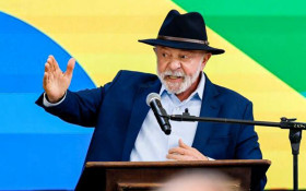 Lula diz que extrema direita n&atilde;o voltar&aacute; a governar o Brasil