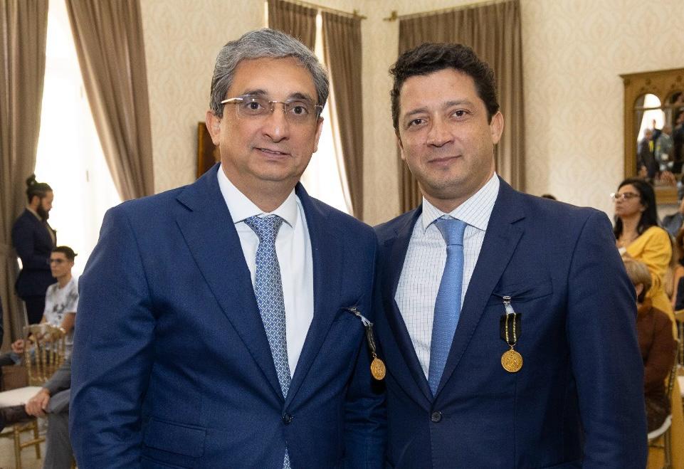 Flavio Willeman, secretário de Estado da Casa Civil celebrou o reconhecimento ao lado de Bruno Dubeux, procurador-geral do Estado