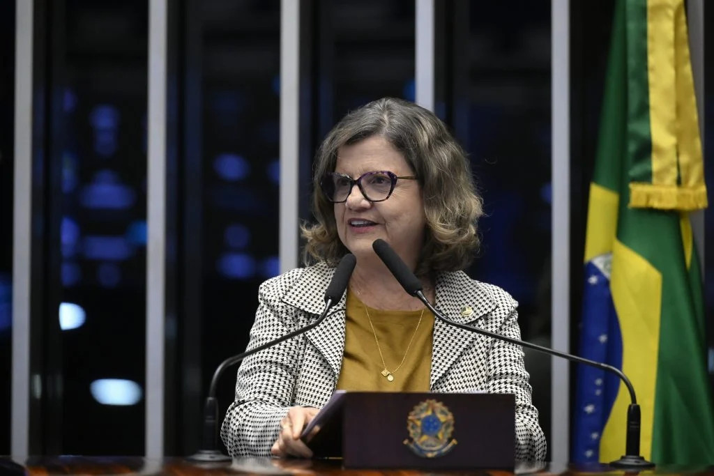 Governo tentar&aacute; votar fim da 6x1 na volta do recesso