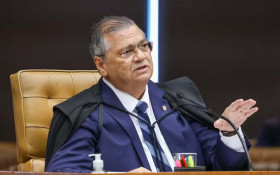 Dino d&aacute; 30 dias para C&acirc;mara e Senado explicarem "emendas terceirizadas"