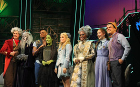 Muito al&eacute;m de Oz: Wicked desembarca no Rio