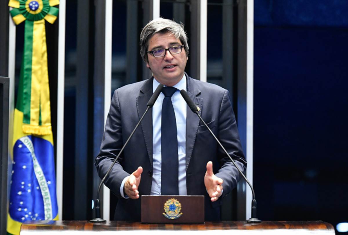 PL anuncia Portinho na disputa pelo Senado ap&oacute;s encontro com Fl&aacute;vio