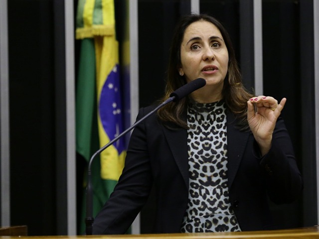 Projeto de Lei prev&ecirc; transi&ccedil;&atilde;o do Cad&Uacute;nico para inclus&atilde;o produtiva