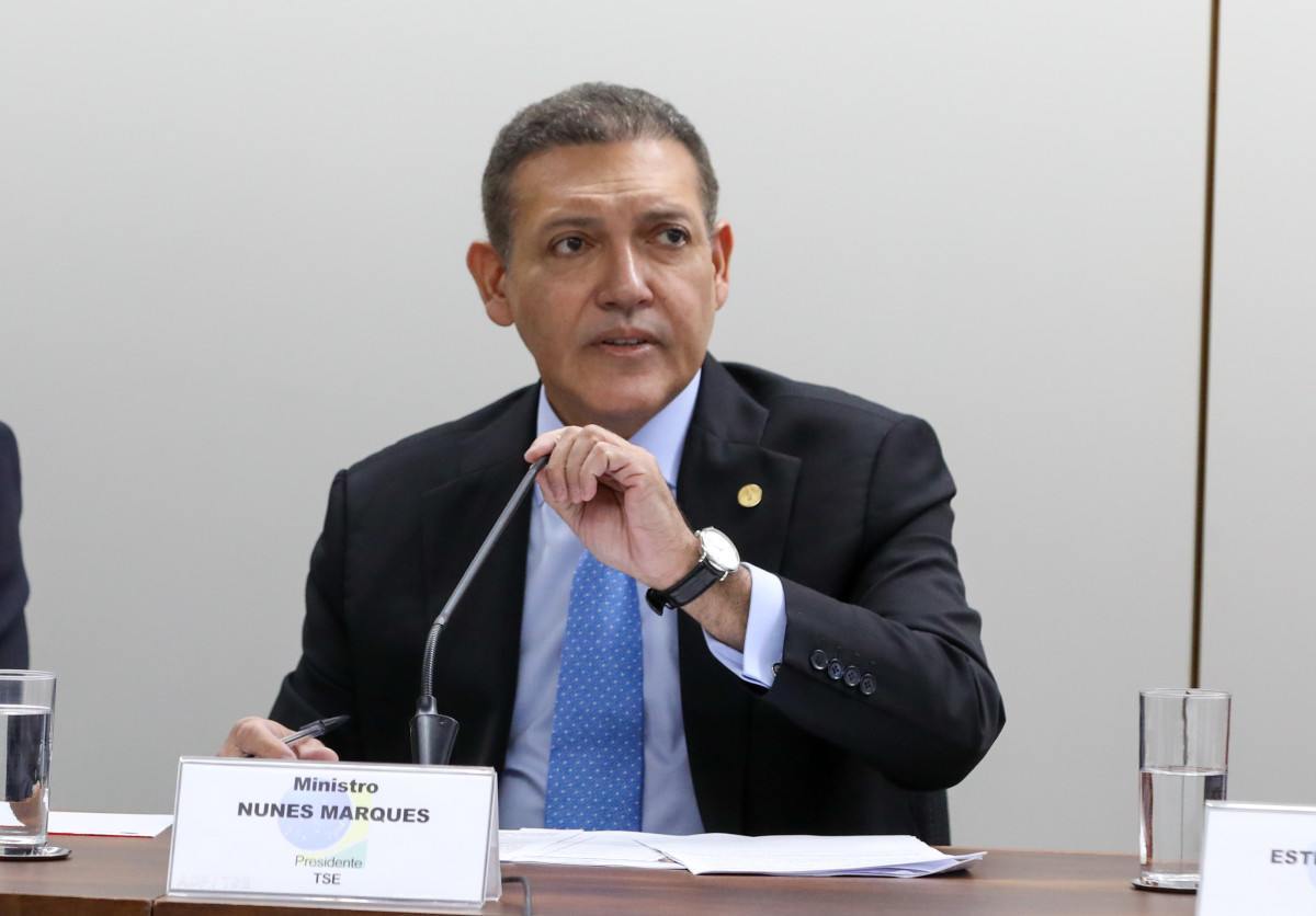 Nunes Marques exclui v&iacute;deo que ligava sem comprova&ccedil;ao Fl&aacute;vio ao PCC