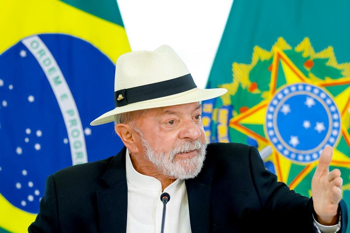 Lula critica &lsquo;denuncismo&rsquo; e cobra conclus&atilde;o de apura&ccedil;&otilde;es no STF