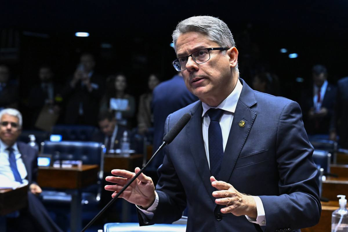 Atua&ccedil;&atilde;o de Alessandro Vieira em CPI chega &agrave; Justi&ccedil;a Eleitoral