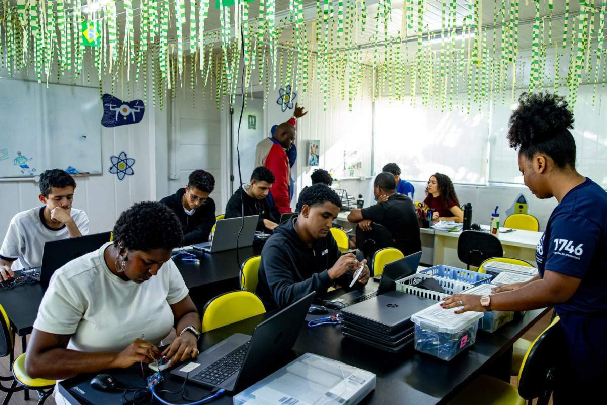 JUVRio abre 3.500 vagas em cursos gratuitos para jovens no Rio