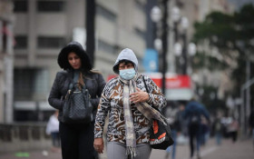 Pesquisa do Procon‑SP mostra que 25% se endividam com gastos de inverno