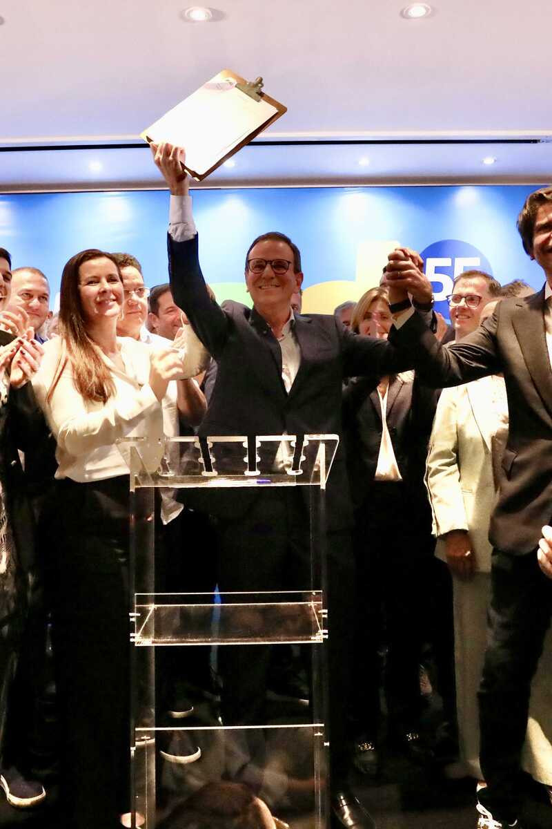 Ao lado de Paes, Pedro Paulo foi confirmado como postulante ao Senado