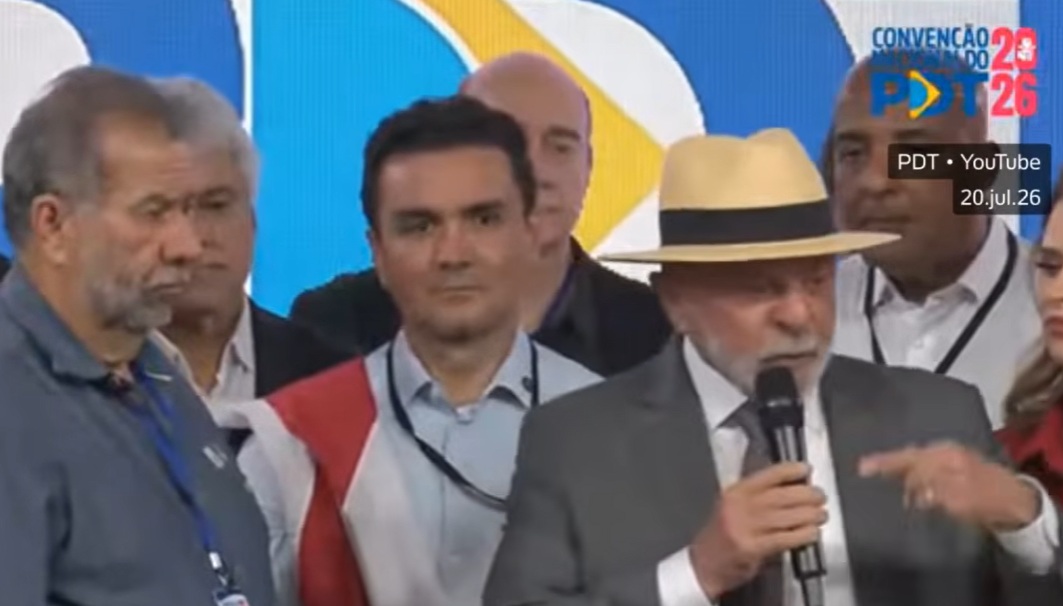 Em conven&ccedil;&atilde;o, PDT fecha apoio &agrave; reelei&ccedil;&atilde;o de Lula
