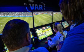 Impedimento semiautom&aacute;tico tem cinco checagens em estreia no Brasileir&atilde;o 2026