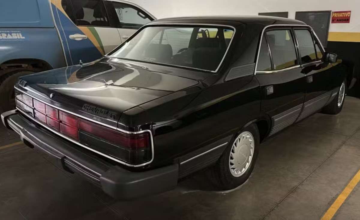 Carros do Careca do INSS foram apreendidos pela PF