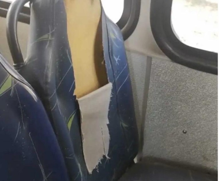 &Ocirc;nibus com sinais de vandalismo vira alvo de cobran&ccedil;as em Paul&iacute;nia