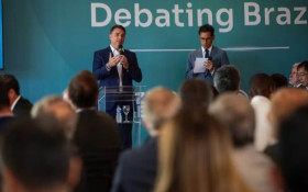 PT aciona o TSE contra Fl&aacute;vio Bolsonaro por declara&ccedil;&otilde;es sobre urnas