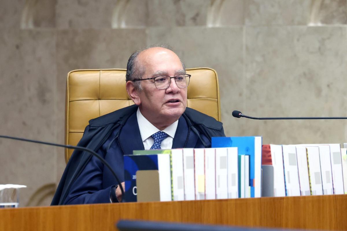 Gilmar Mendes rebate ataque de Fl&aacute;vio Bolsonaro a urnas eletr&ocirc;nicas