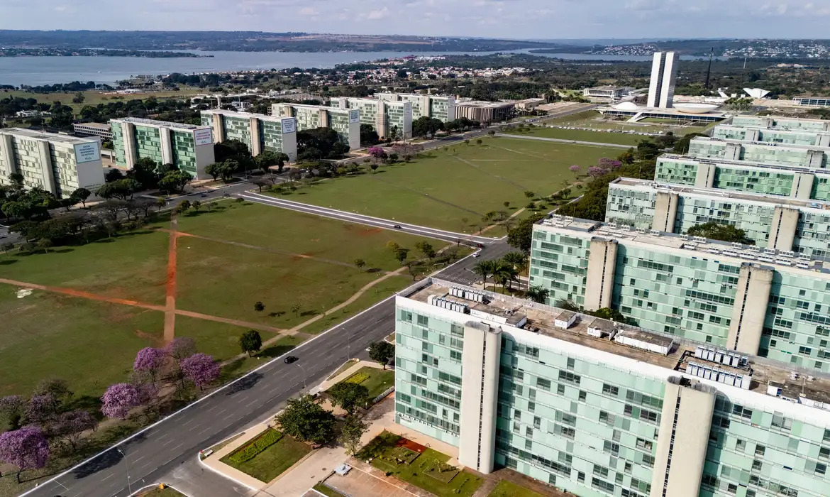 Governo federal nomeia mais 500 aprovados no CNU 2