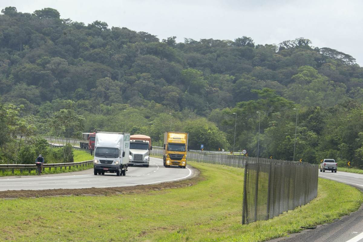 EPR vence leil&atilde;o da R&eacute;gis Bittencourt com desconto de 22,53% no ped&aacute;gio