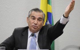 Coluna Magnavita | Volta de Gilberto Carvalho ao dia a dia da campanha de Lula &eacute; festejada pela velha guarda do PT