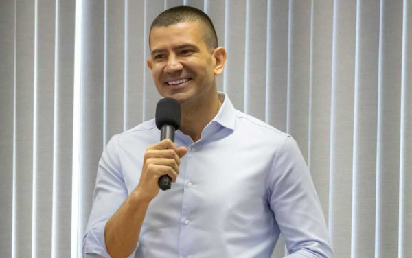 Coluna Magnavita | Sucess&atilde;o da Alerj foi definida na viagem de Ruas a Bras&iacute;lia