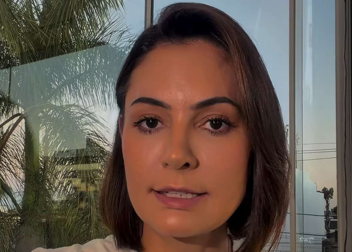 Michelle aceita desculpas de Fl&aacute;vio Bolsonaro: "Vamos conversar"