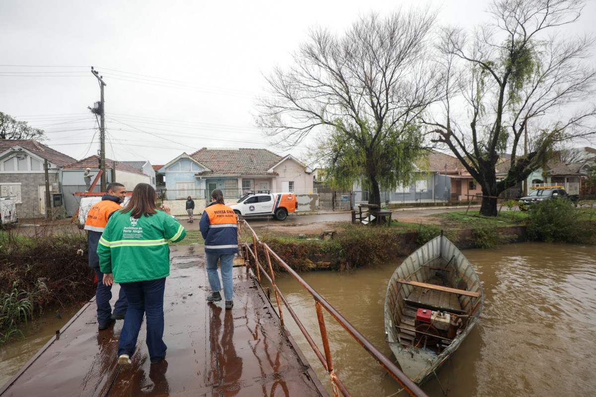 Alerta de cheia em Porto Alegre vale at&eacute; segunda