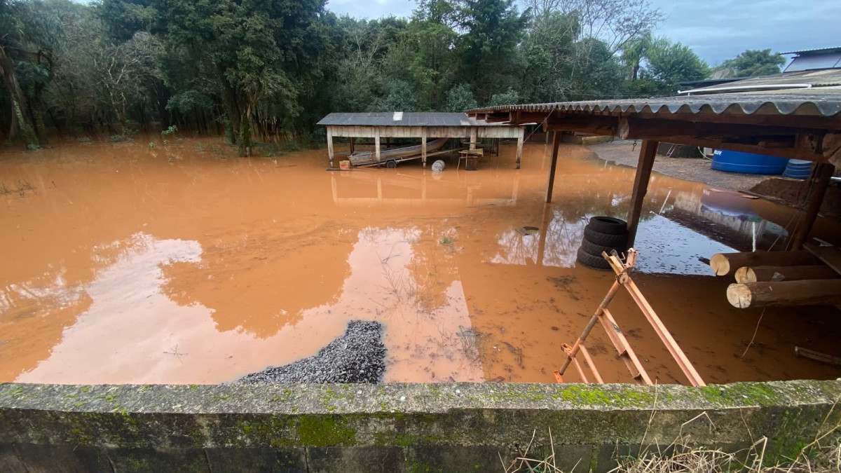 SC: em menos de 24 horas, cidades receberam mais de 100 mm de chuva