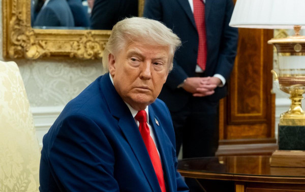 Trump diz que CNN e outros dois ve&iacute;culos de comunica&ccedil;&atilde;o est&atilde;o banidos da Casa Branca