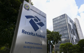 Receita prev&ecirc; arrecadar R$ 17,2 bilh&otilde;es com IR sobre dividendos