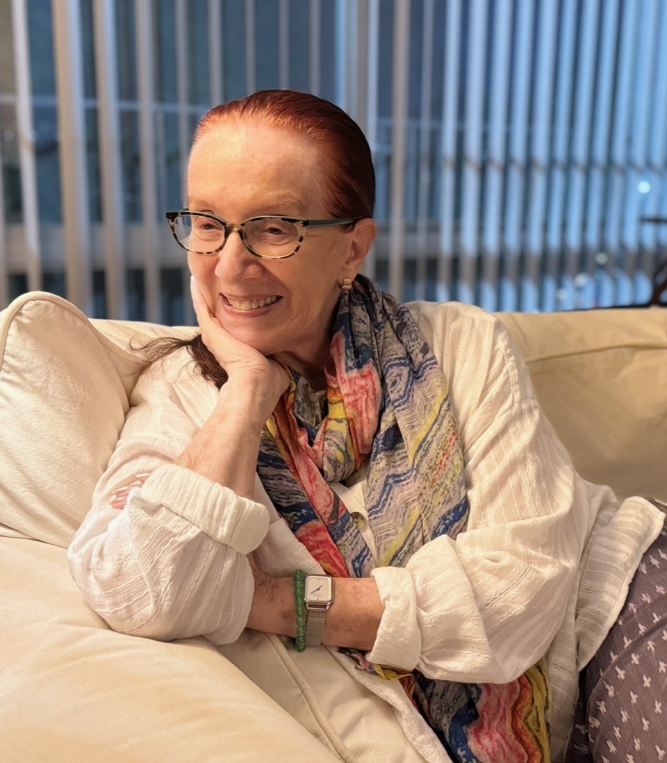 Regina Miranda: 'O que de n&oacute;s atravessa o tempo?'
