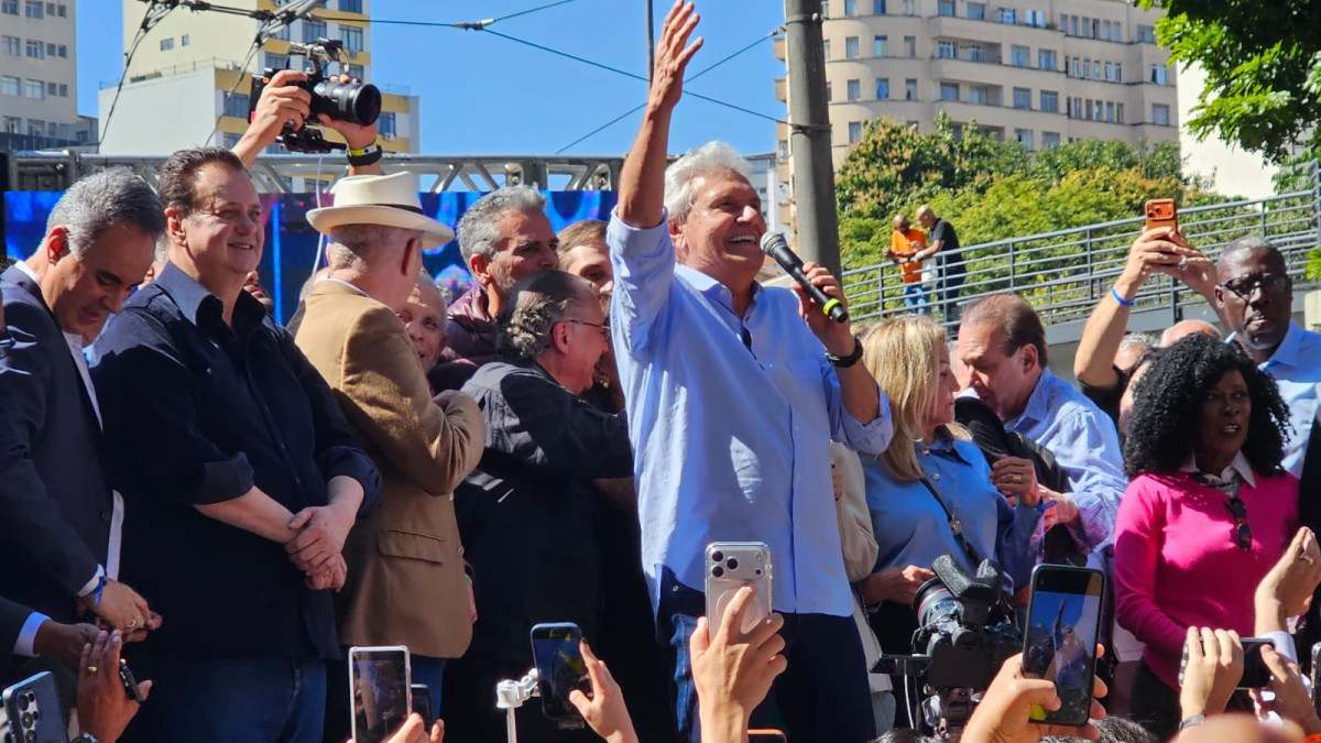 Caiado: "N&atilde;o &eacute; poss&iacute;vel que Brasil v&aacute; optar entre os mais rejeitados"