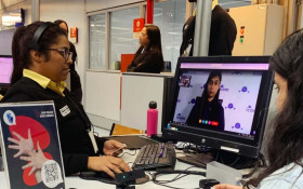 Etecs e Fatecs passam a oferecer atendimento em Libras por videochamada