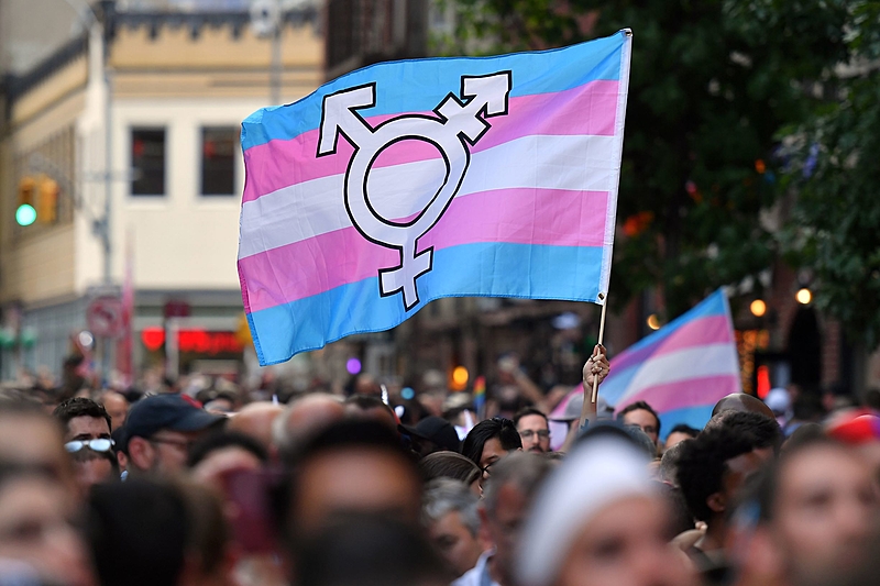 Universidade cria rede de cuidado para estudantes trans