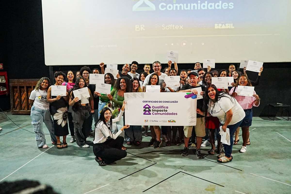 Projetos sociais em comunidades impulsionam a economia criativa e cidadania