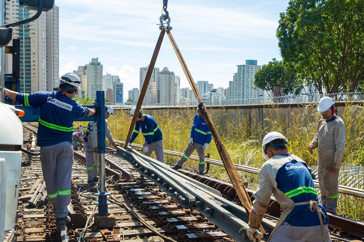 BRASILIANAS | Descarrilamento exp&otilde;e falha t&eacute;cnica no Metr&ocirc;‑DF e manuten&ccedil;&atilde;o represada, ap&oacute;s meses sem repasses