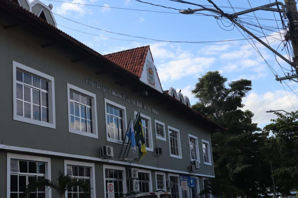 Barra do Pira&iacute; lan&ccedil;a edital para Consulta P&uacute;blica de diretores
