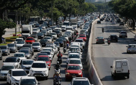 Estado tem 27,7 milh&otilde;es de ve&iacute;culos registrados e m&eacute;dia de 60 para cada 100 habitantes